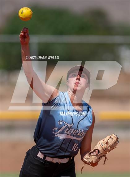 Thumbnail 1 in Benson @ Kingman Academy photogallery.