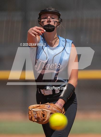 Thumbnail 2 in Benson @ Kingman Academy photogallery.
