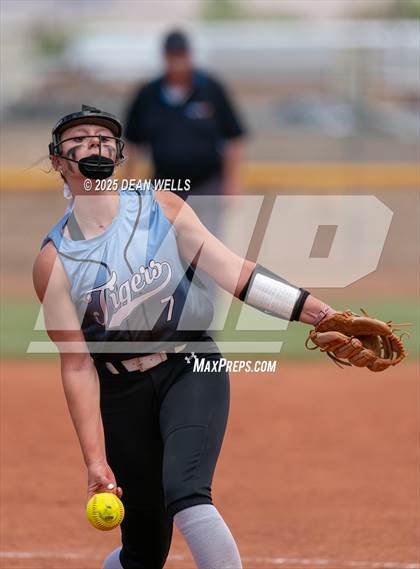 Thumbnail 2 in Benson @ Kingman Academy photogallery.