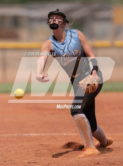 Thumbnail 1 in Benson @ Kingman Academy photogallery.
