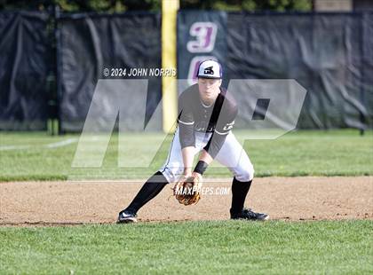 Thumbnail 3 in Fort Wayne Blackhawk Christian @ Leo photogallery.