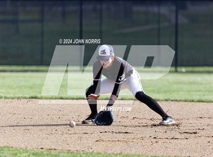 Thumbnail 2 in Fort Wayne Blackhawk Christian @ Leo photogallery.