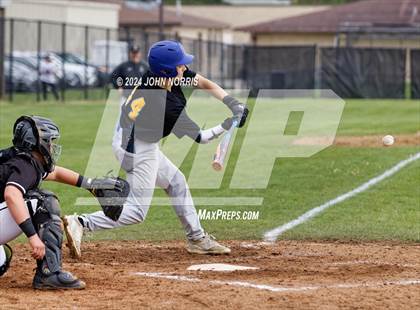Thumbnail 1 in Fort Wayne Blackhawk Christian @ Leo photogallery.