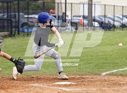 Thumbnail 3 in Fort Wayne Blackhawk Christian @ Leo photogallery.