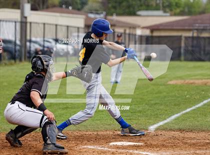 Thumbnail 2 in Fort Wayne Blackhawk Christian @ Leo photogallery.