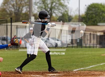 Thumbnail 2 in Fort Wayne Blackhawk Christian @ Leo photogallery.