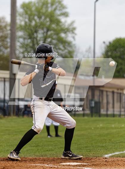 Thumbnail 3 in Fort Wayne Blackhawk Christian @ Leo photogallery.