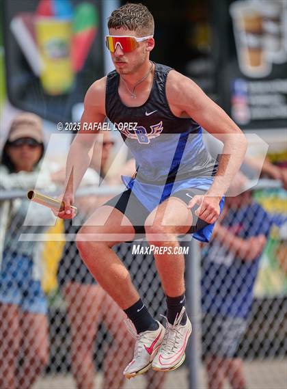Thumbnail 2 in Northland Christian Relays (4x100M) photogallery.