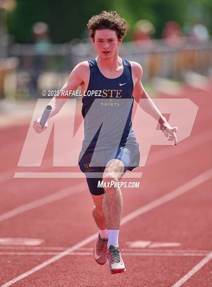 Thumbnail 3 in Northland Christian Relays (4x100M) photogallery.