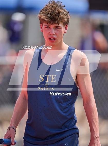 Thumbnail 3 in Northland Christian Relays (4x100M) photogallery.