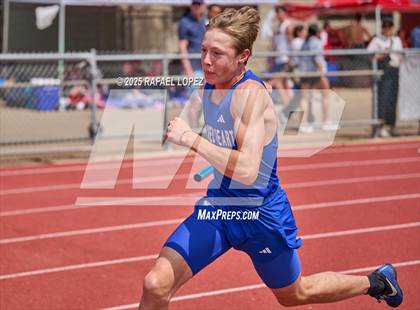 Thumbnail 1 in Northland Christian Relays (4x100M) photogallery.