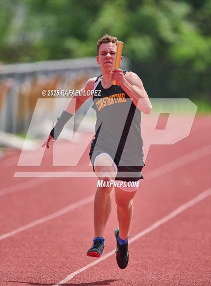 Thumbnail 2 in Northland Christian Relays (4x100M) photogallery.