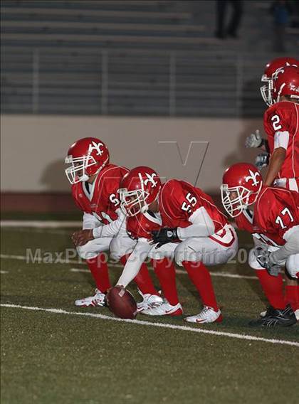 Thumbnail 1 in Gonzales @ Santa Maria photogallery.