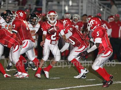 Thumbnail 1 in Gonzales @ Santa Maria photogallery.