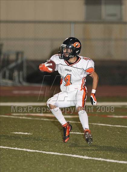 Thumbnail 1 in Gonzales @ Santa Maria photogallery.
