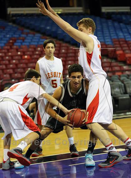 Thumbnail 2 in Jesuit vs Granite Bay photogallery.