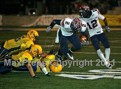 Thumbnail 1 in South Panola @ Olive Branch (MHSAA 6A Quarterfinal) photogallery.