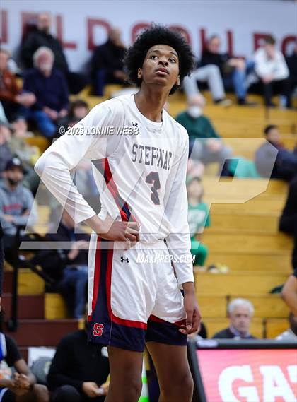 Thumbnail 1 in Archbishop Stepinac vs. Richmond Heights (Army National Guard Hoophall Classic) photogallery.