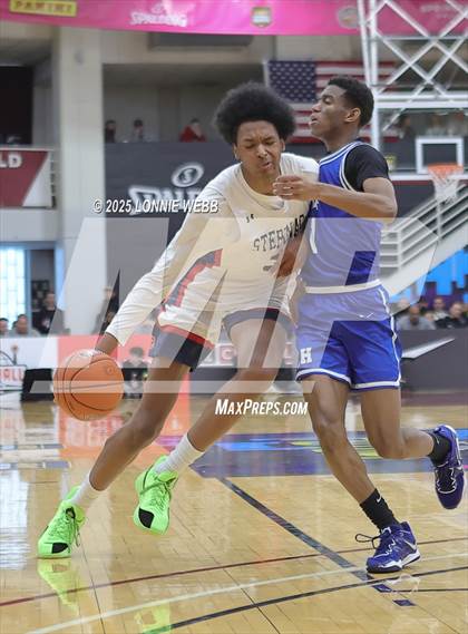 Thumbnail 2 in Archbishop Stepinac vs. Richmond Heights (Army National Guard Hoophall Classic) photogallery.