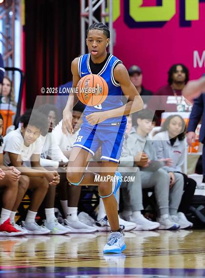 Thumbnail 2 in Archbishop Stepinac vs. Richmond Heights (Army National Guard Hoophall Classic) photogallery.