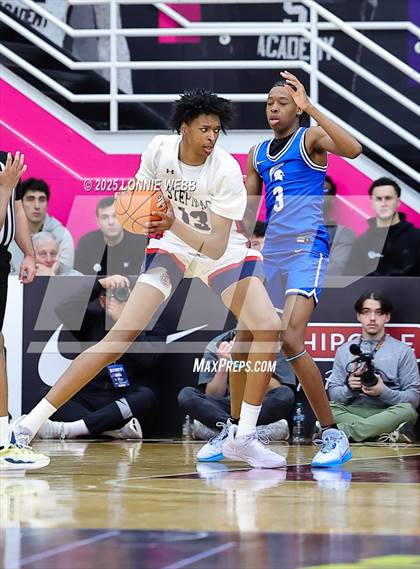 Thumbnail 3 in Archbishop Stepinac vs. Richmond Heights (Army National Guard Hoophall Classic) photogallery.