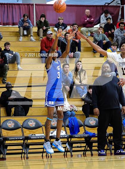 Thumbnail 1 in Archbishop Stepinac vs. Richmond Heights (Army National Guard Hoophall Classic) photogallery.