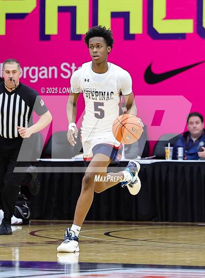 Thumbnail 2 in Archbishop Stepinac vs. Richmond Heights (Army National Guard Hoophall Classic) photogallery.