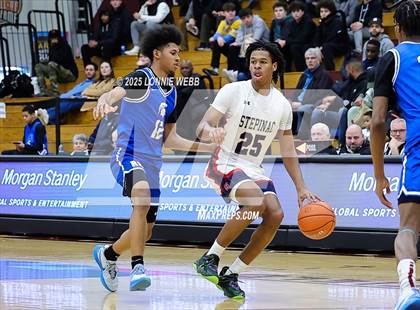 Thumbnail 1 in Archbishop Stepinac vs. Richmond Heights (Army National Guard Hoophall Classic) photogallery.