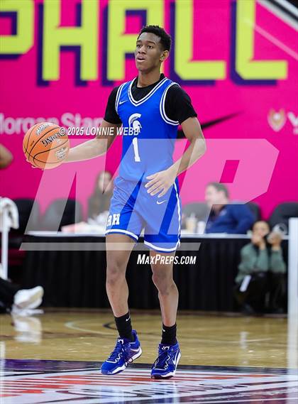 Thumbnail 3 in Archbishop Stepinac vs. Richmond Heights (Army National Guard Hoophall Classic) photogallery.