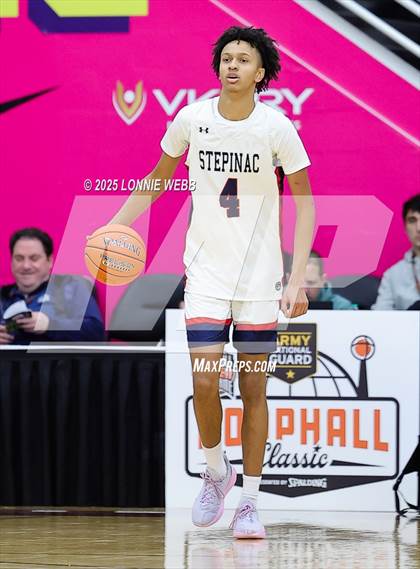 Thumbnail 3 in Archbishop Stepinac vs. Richmond Heights (Army National Guard Hoophall Classic) photogallery.