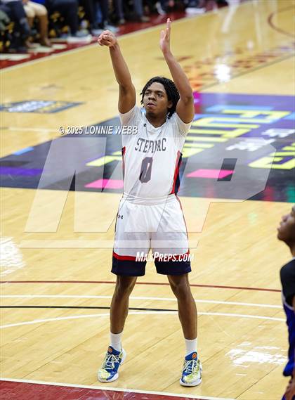 Thumbnail 1 in Archbishop Stepinac vs. Richmond Heights (Army National Guard Hoophall Classic) photogallery.