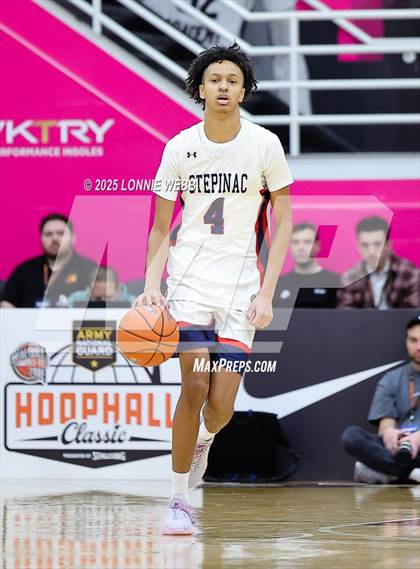 Thumbnail 1 in Archbishop Stepinac vs. Richmond Heights (Army National Guard Hoophall Classic) photogallery.