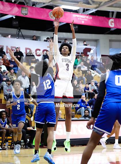 Thumbnail 2 in Archbishop Stepinac vs. Richmond Heights (Army National Guard Hoophall Classic) photogallery.