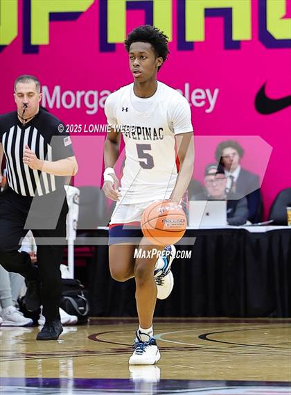 Thumbnail 3 in Archbishop Stepinac vs. Richmond Heights (Army National Guard Hoophall Classic) photogallery.