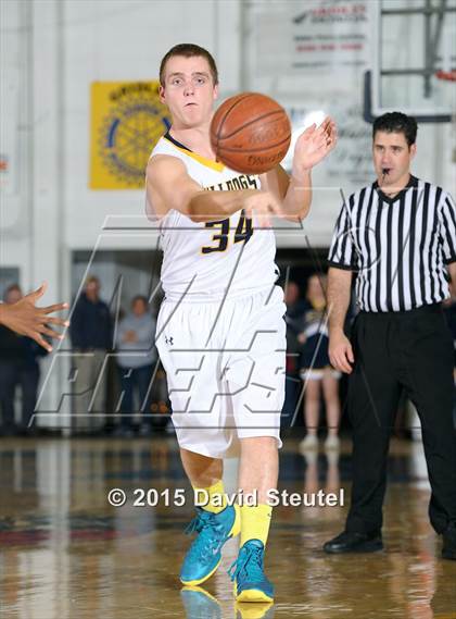 Thumbnail 2 in Sacramento vs. Gridley (Gridley Invitational) photogallery.