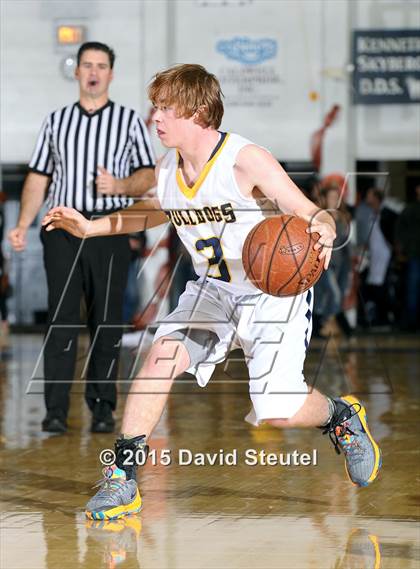 Thumbnail 2 in Sacramento vs. Gridley (Gridley Invitational) photogallery.