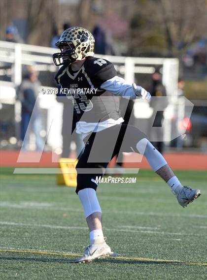 Thumbnail 1 in Maloney vs. Daniel Hand (CIAC Class L Final) photogallery.