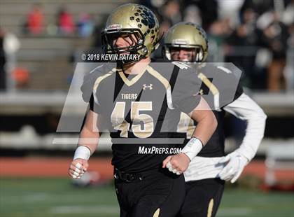 Thumbnail 3 in Maloney vs. Daniel Hand (CIAC Class L Final) photogallery.