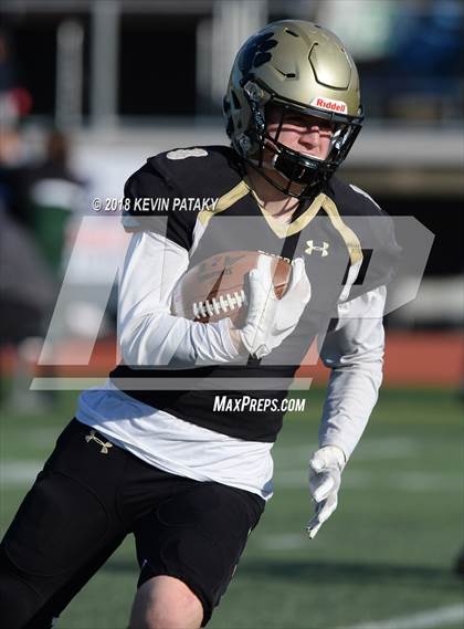 Thumbnail 1 in Maloney vs. Daniel Hand (CIAC Class L Final) photogallery.
