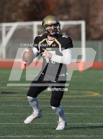 Thumbnail 3 in Maloney vs. Daniel Hand (CIAC Class L Final) photogallery.