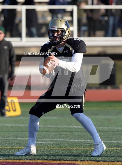 Thumbnail 3 in Maloney vs. Daniel Hand (CIAC Class L Final) photogallery.