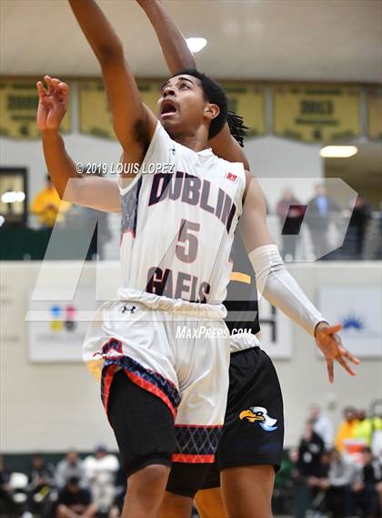 Thumbnail 2 in Dublin vs. Rancho Christian (The Classic at Damien) photogallery.