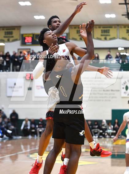 Thumbnail 3 in Dublin vs. Rancho Christian (The Classic at Damien) photogallery.