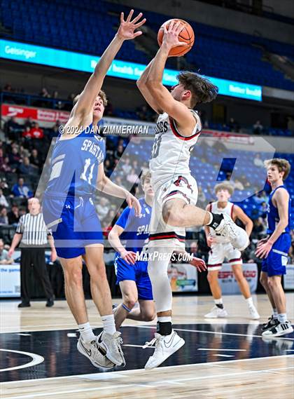 Thumbnail 3 in Riverside vs Mid Valley (PIAA District II 3A Final) photogallery.