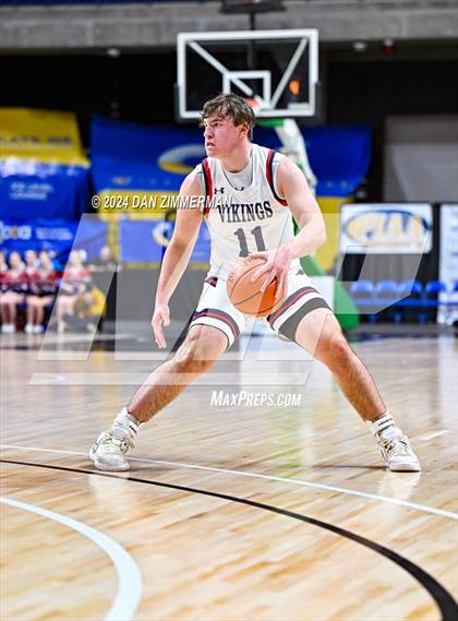Thumbnail 3 in Riverside vs Mid Valley (PIAA District II 3A Final) photogallery.