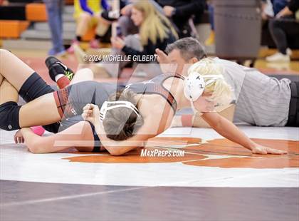 Thumbnail 3 in 56th Akron Holiday Tournament (semi-finals) photogallery.