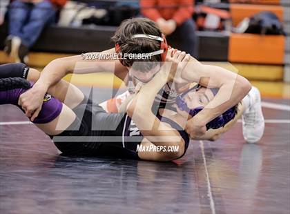 Thumbnail 1 in 56th Akron Holiday Tournament (semi-finals) photogallery.