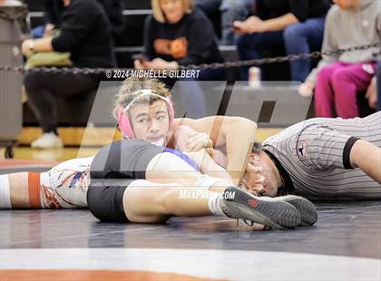 Thumbnail 2 in 56th Akron Holiday Tournament (semi-finals) photogallery.