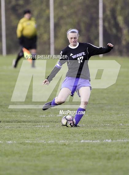 Thumbnail 2 in Staples vs Darien (FCIAC Quarterfinal) photogallery.