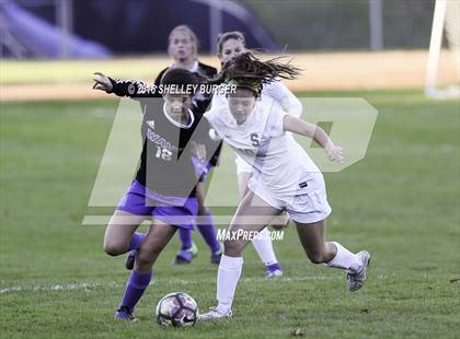 Thumbnail 1 in Staples vs Darien (FCIAC Quarterfinal) photogallery.